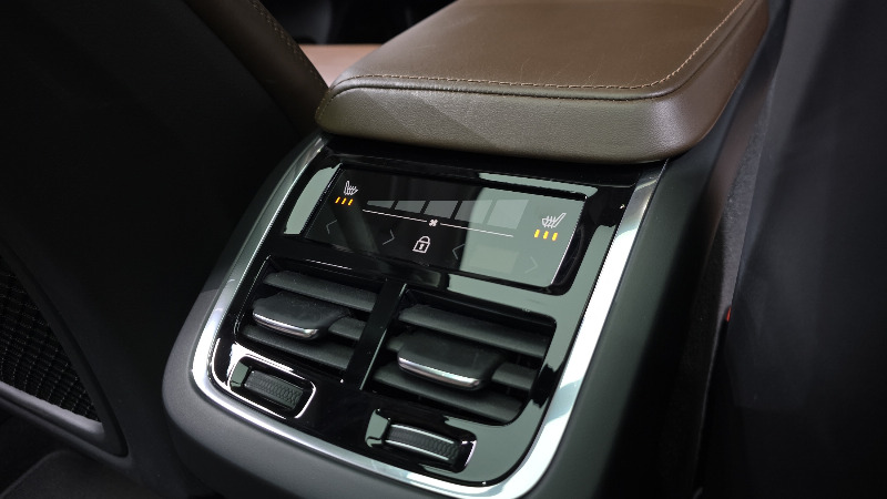 car Volvo XC60 id62302 photo #18