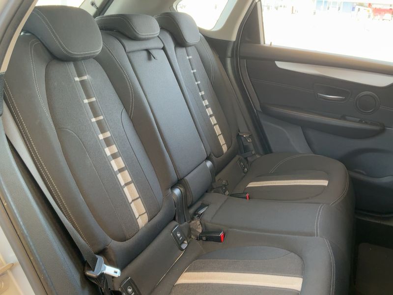 car BMW 2 Series id62325 photo #19