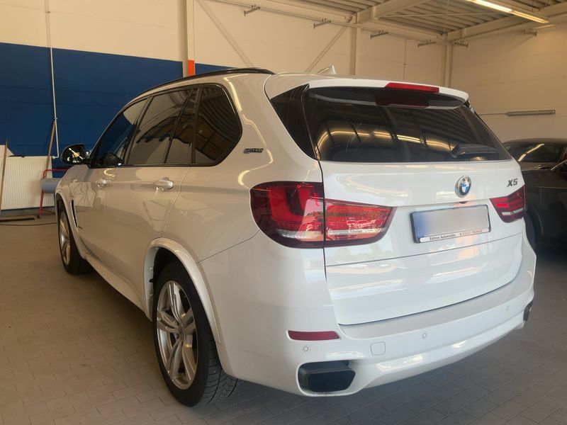 car BMW X5 id62336 photo #2