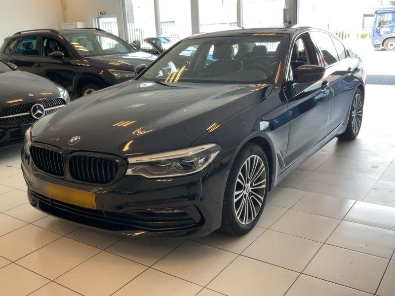 car BMW 5 Series id62388 main photo