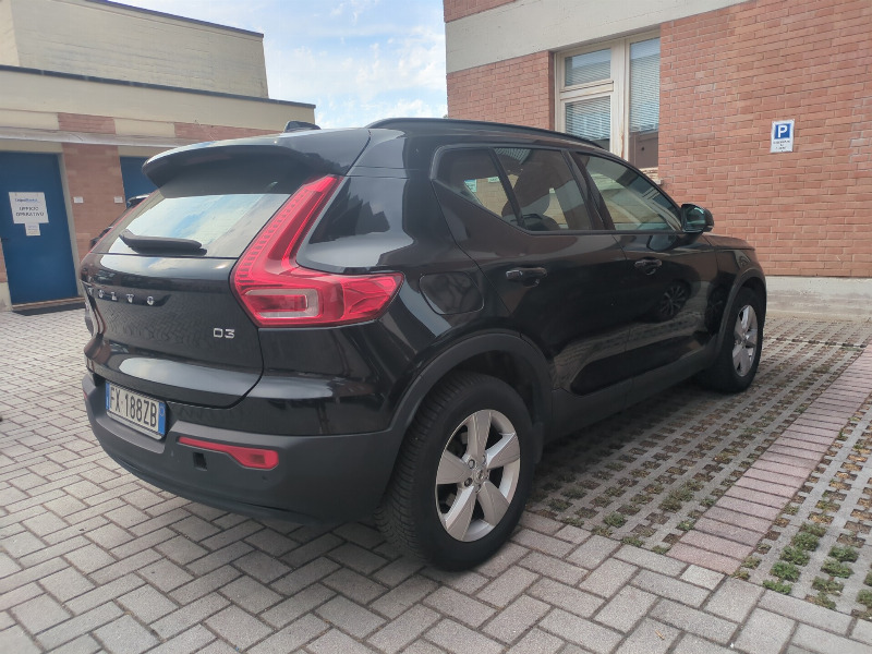 car Volvo XC40 id62696 photo #3