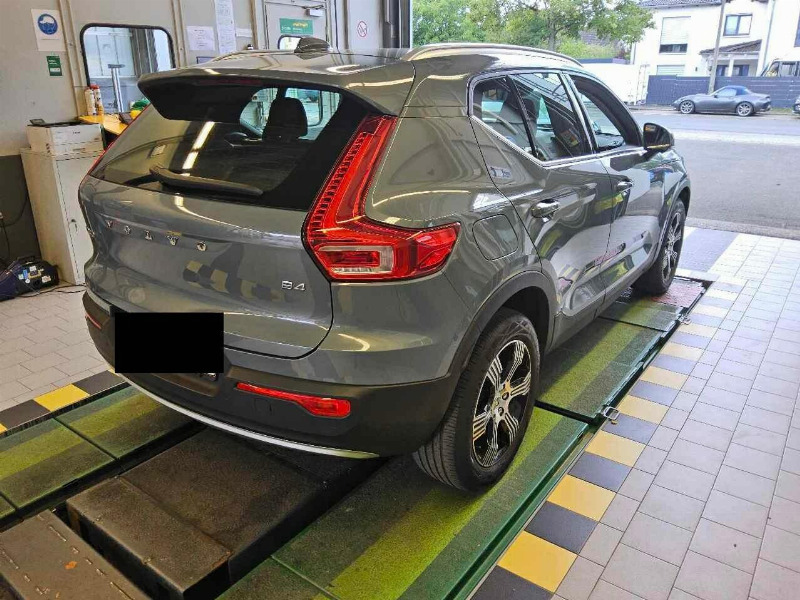 car Volvo XC40 id62700 photo #3