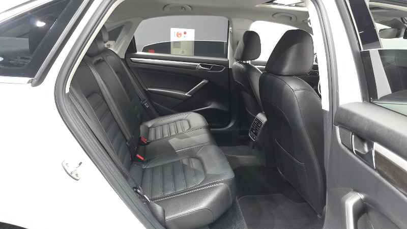 car Volkswagen Passat id62823 photo #12