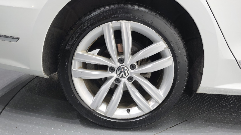 car Volkswagen Passat id62823 photo #5