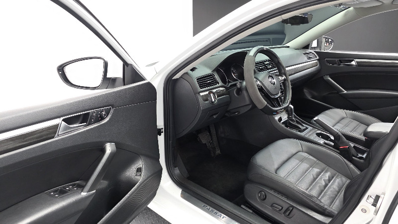 car Volkswagen Passat id62826 photo #11