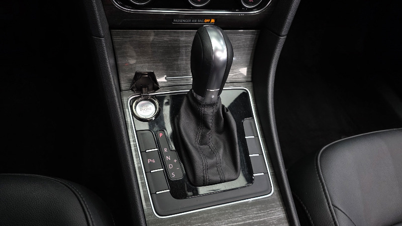 car Volkswagen Passat id62826 photo #9