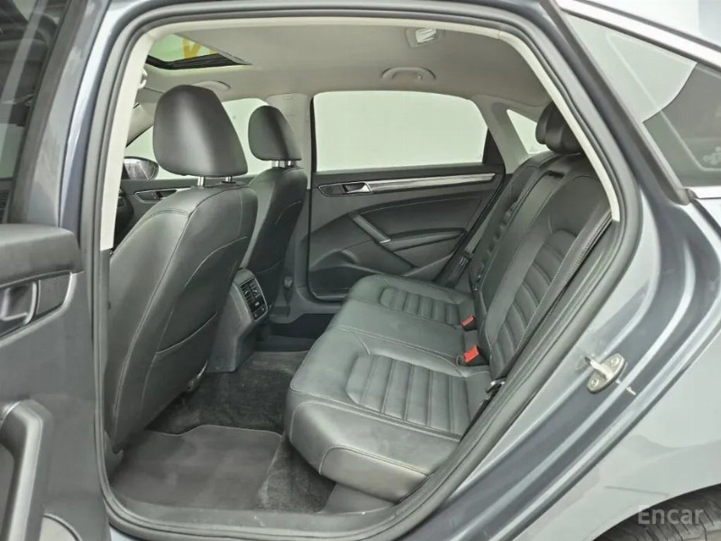 car Volkswagen Passat id62827 photo #12
