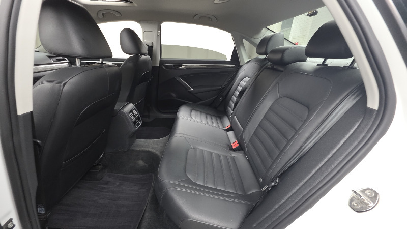 car Volkswagen Passat id62829 photo #12