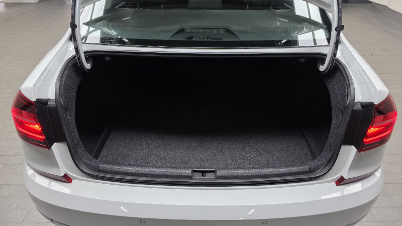 car Volkswagen Passat id62829 photo #16