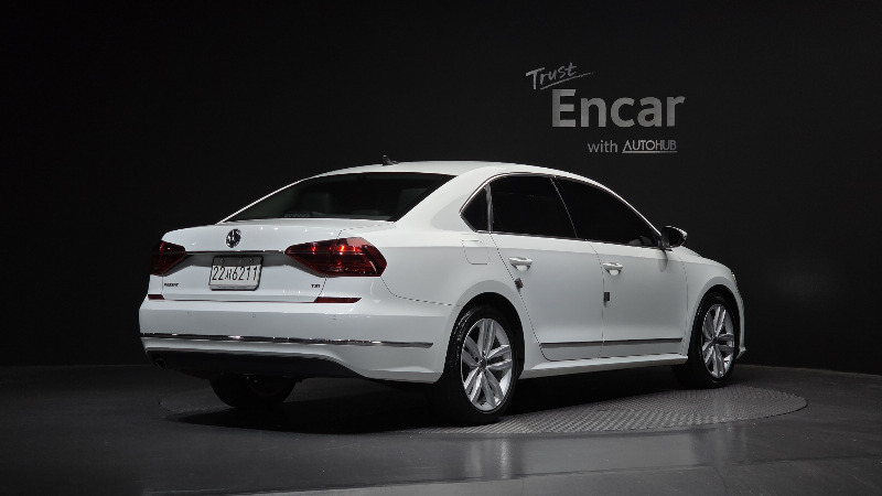 car Volkswagen Passat id62829 photo #2