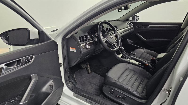 car Volkswagen Passat id62830 photo #10