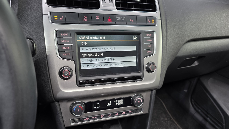 car Volkswagen Polo id62831 photo #15