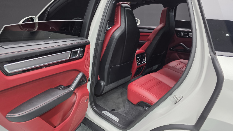 car Porsche Cayenne id62844 photo #12