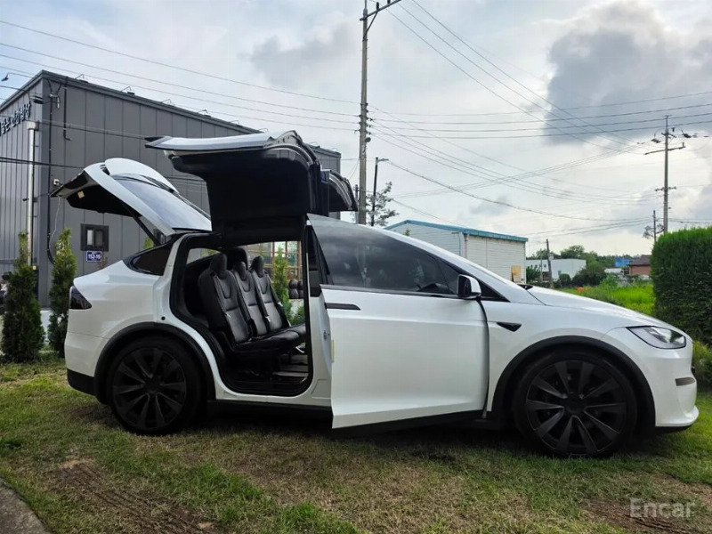 car Tesla Model X id62865 main photo