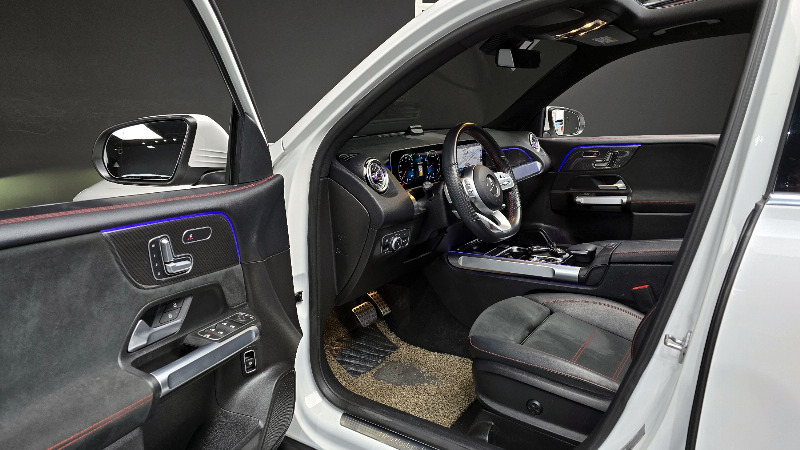 car Mercedes Benz GLB id62877 photo #11