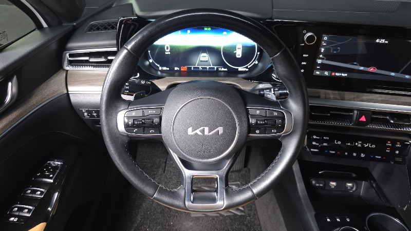 car KIA K5 id62887 photo #13