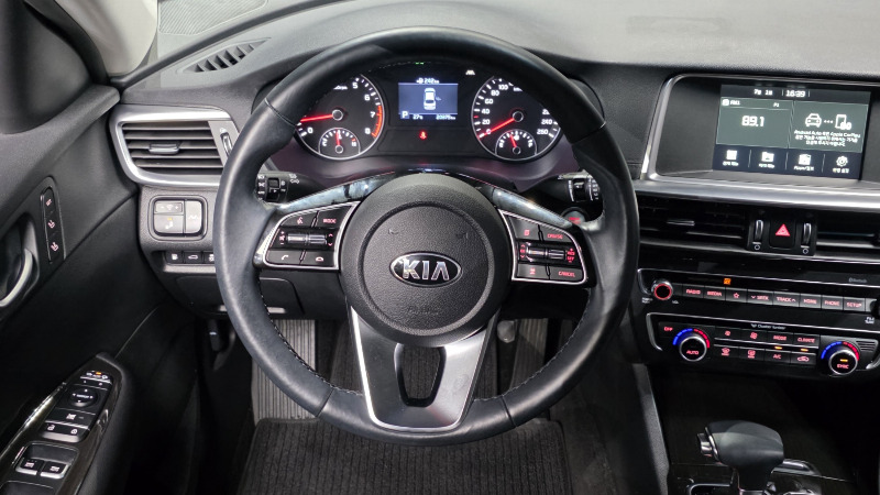 car KIA K5 id62897 photo #13