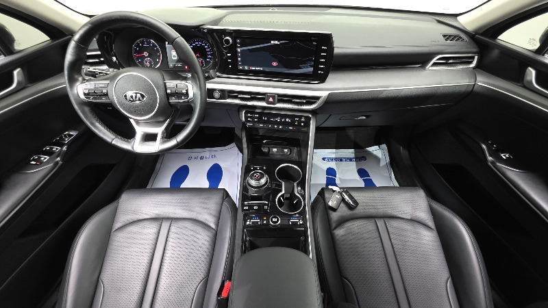 car KIA K5 id62902 photo #7