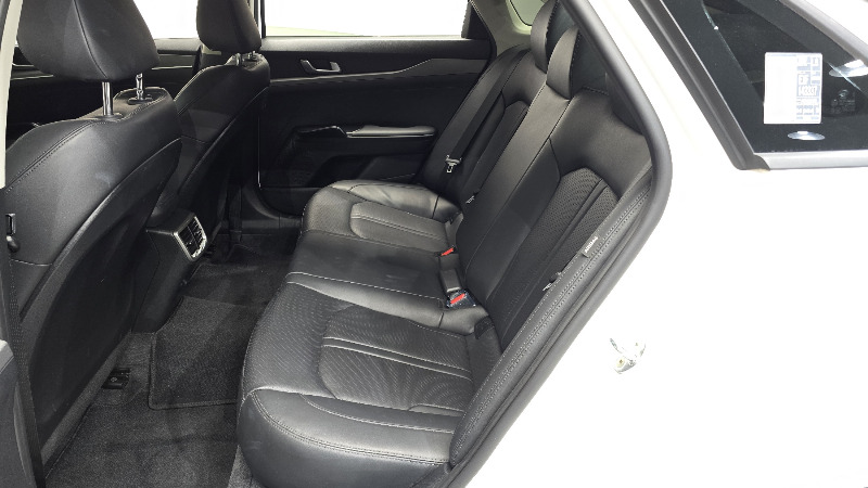 car KIA K5 id62953 photo #11
