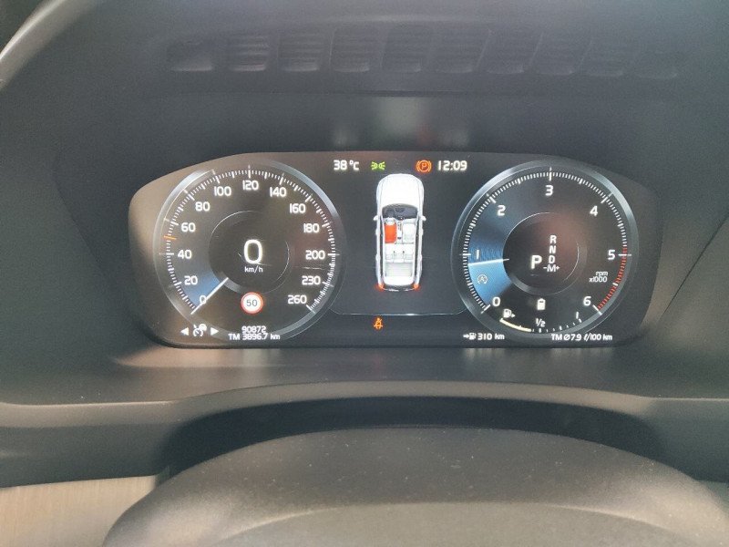 car Volvo XC90 id63018 photo #14