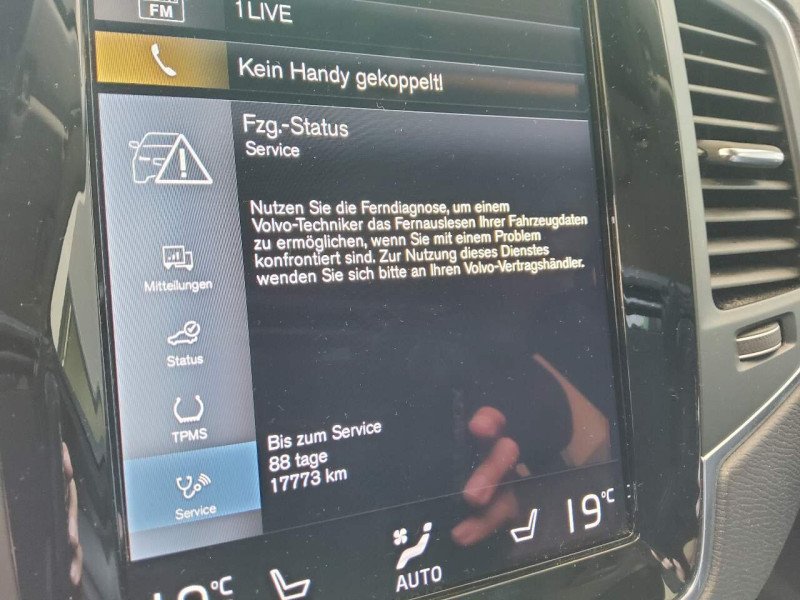 car Volvo XC90 id63018 photo #15