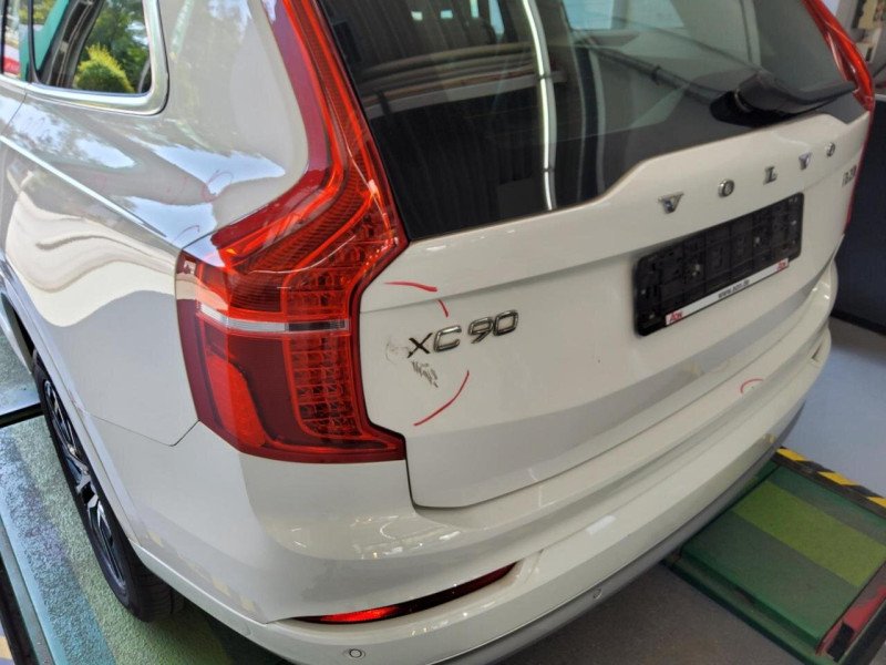 car Volvo XC90 id63018 photo #25