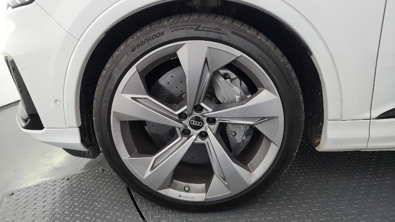 car Audi SQ7 id63331 photo #5