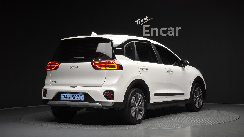 car KIA Niro id63360 photo #2