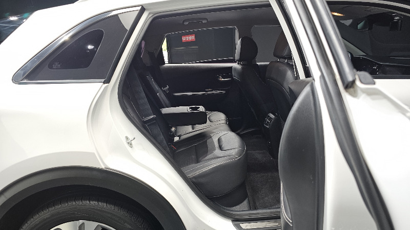 car KIA Niro id63361 photo #11