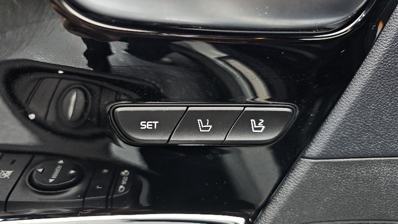 car KIA Niro id63361 photo #13