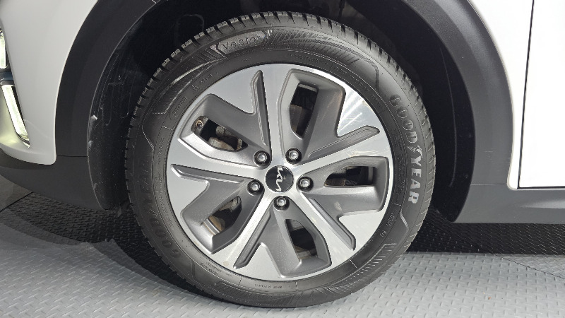 car KIA Niro id63361 photo #5