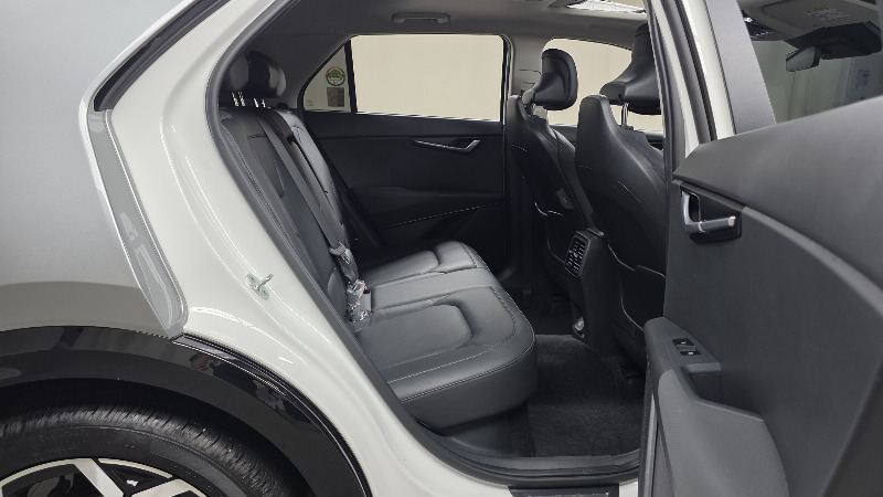car KIA Niro id63364 photo #11