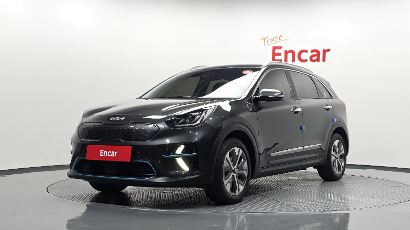 car KIA Niro id63369 main photo
