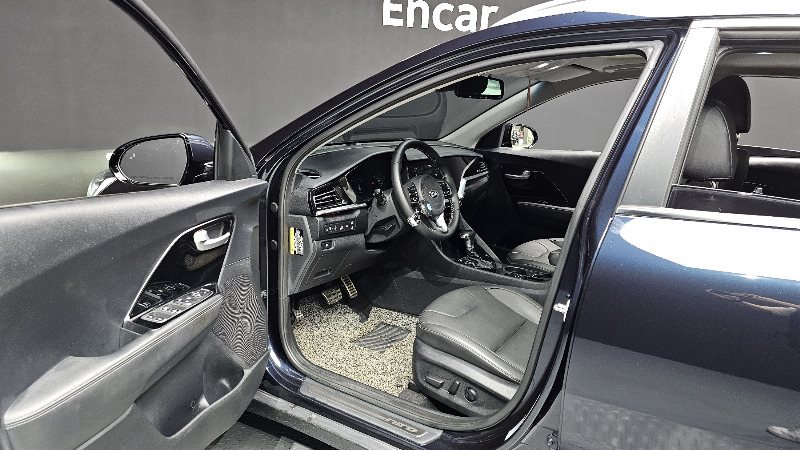 car KIA Niro id63376 photo #10