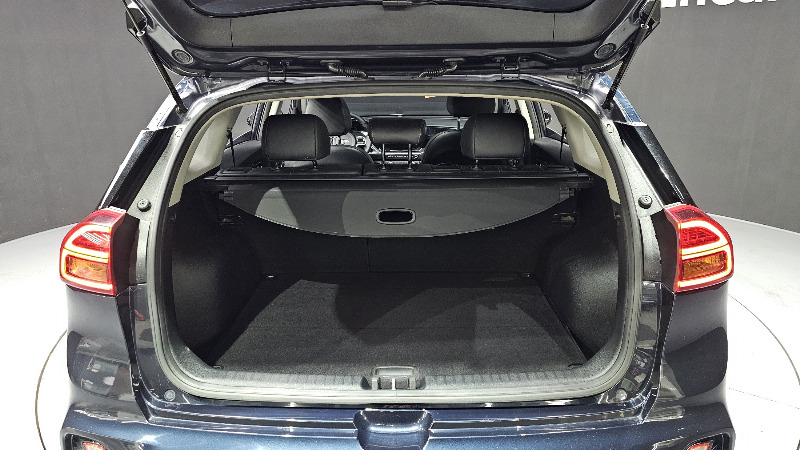 car KIA Niro id63376 photo #16