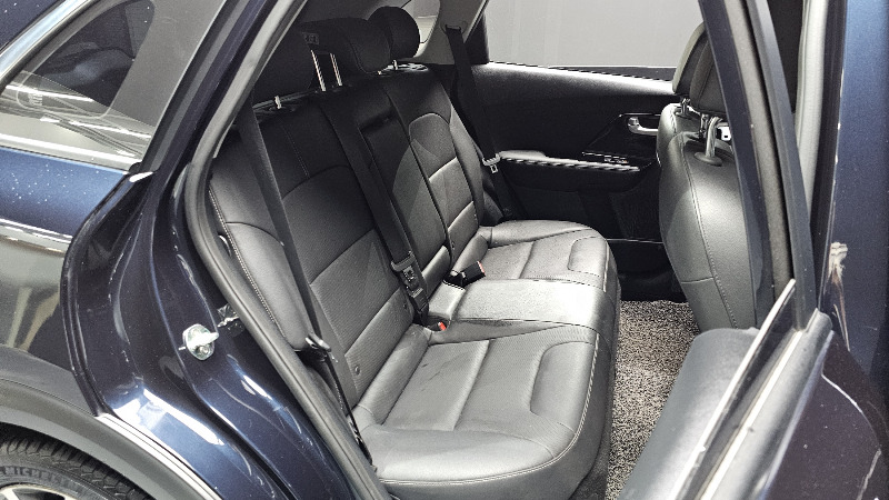 car KIA Niro id63376 photo #29