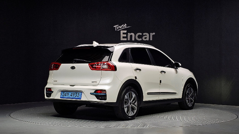 car KIA Niro id63379 photo #2