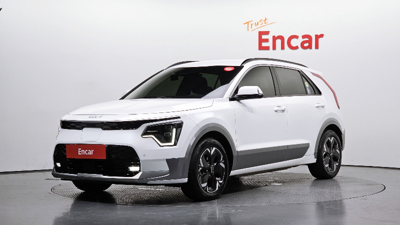 car KIA Niro id63384 main photo