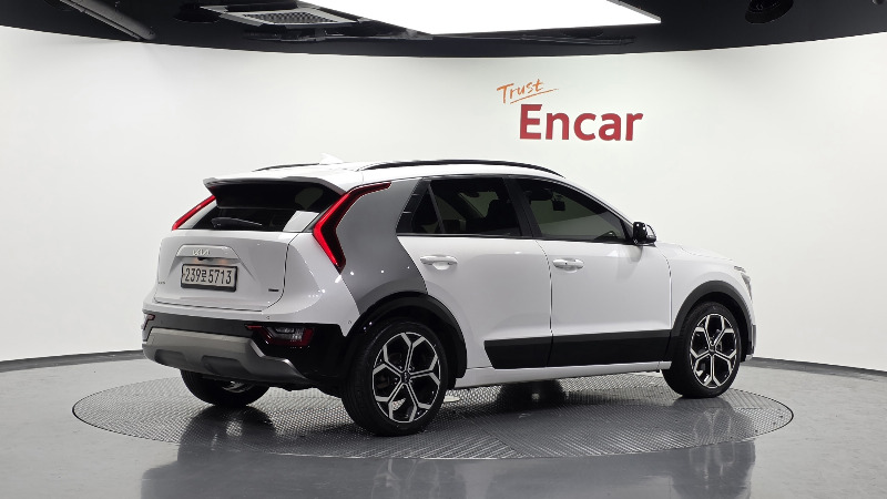 car KIA Niro id63396 photo #2
