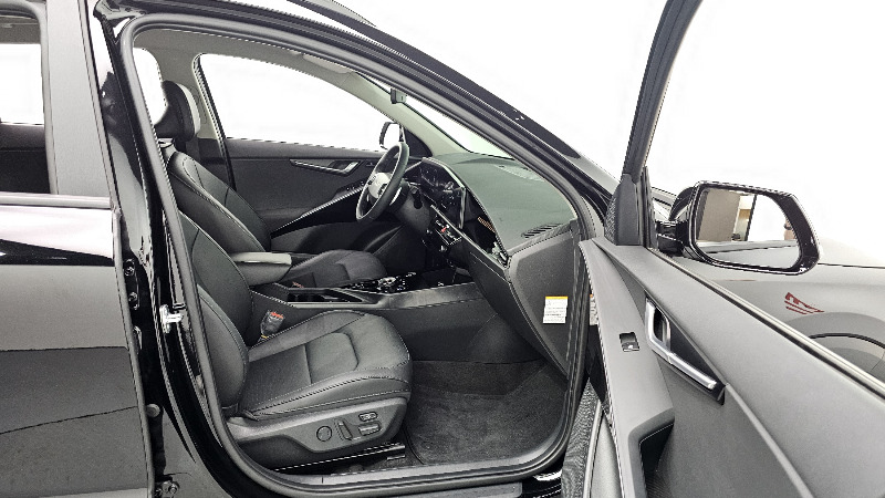 car KIA Niro id63399 photo #11