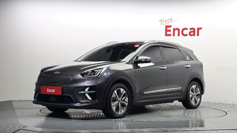 car KIA Niro id63403 main photo