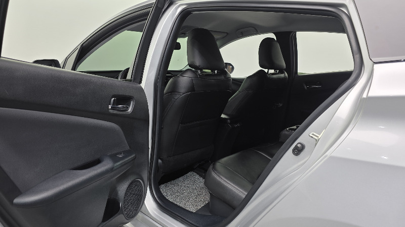 car Toyota Prius id63448 photo #18