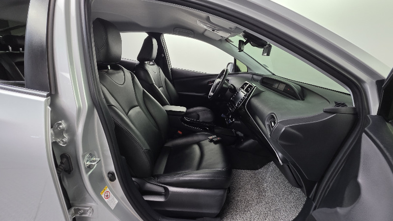 car Toyota Prius id63448 photo #26