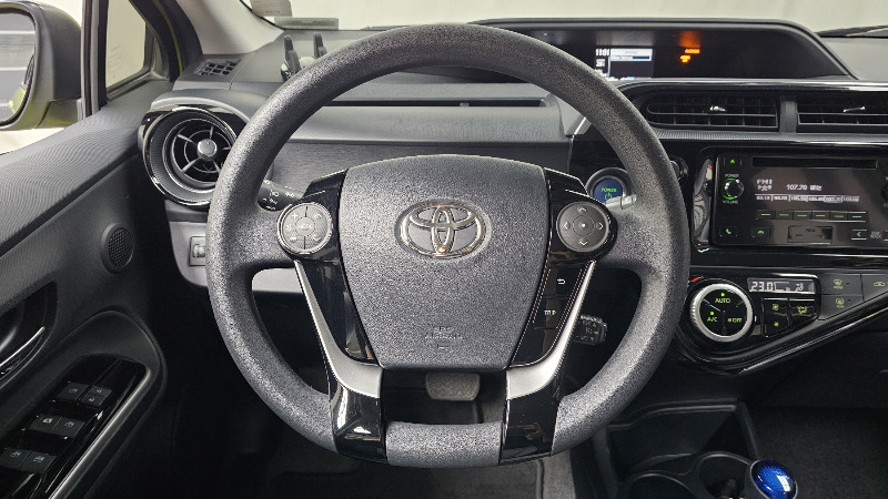 car Toyota Prius id63449 photo #14