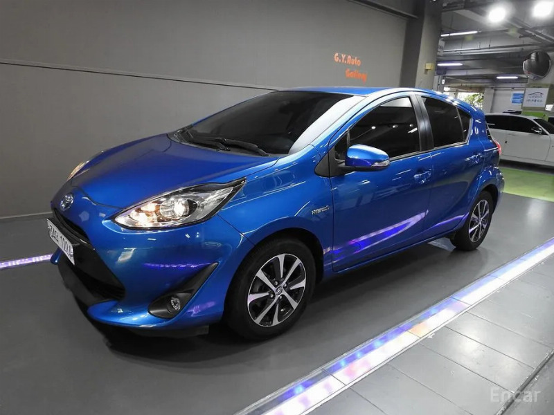 car Toyota Prius id63455 main photo