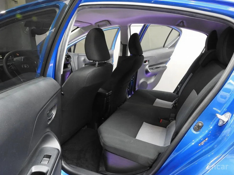 car Toyota Prius id63455 photo #13