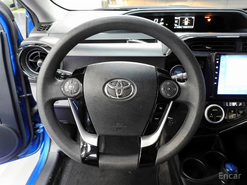 car Toyota Prius id63455 photo #17