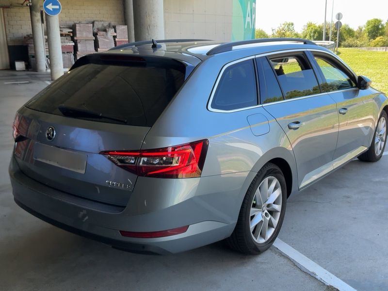 car Skoda Superb id63490 photo #4
