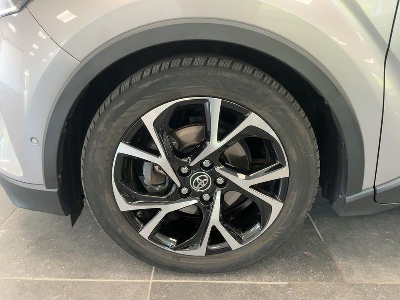 car Toyota C-HR id63585 photo #7