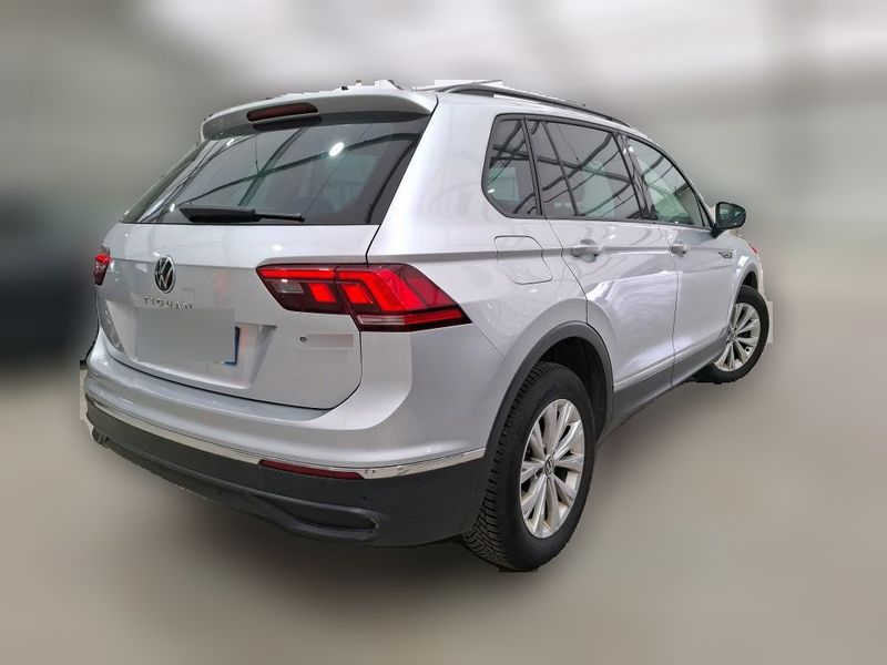 car Volkswagen Tiguan id63625 photo #4